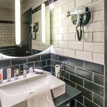 Ibis Styles République Hotel 3*