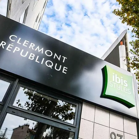 Hotel Ibis Styles République 3*