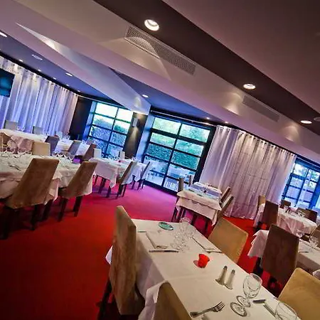 Ibis Styles République Hotel 3*