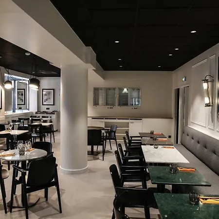 Ibis Styles République 3*